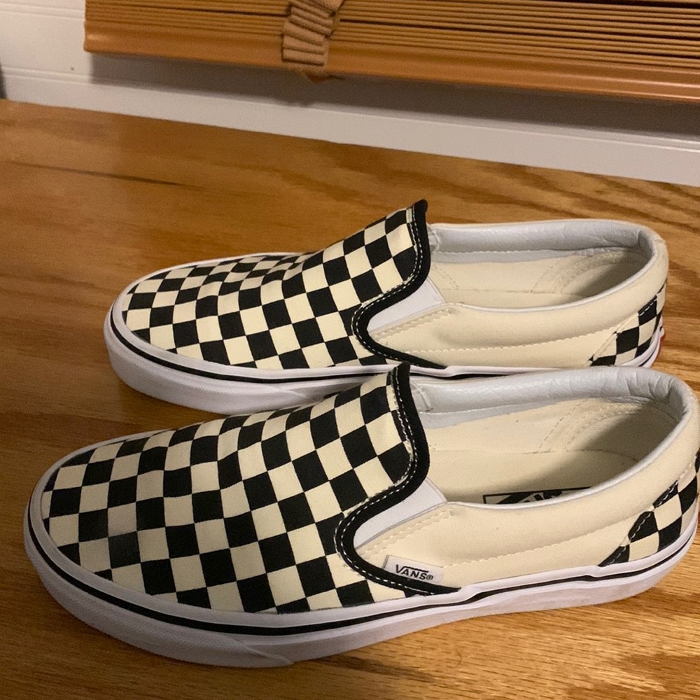 COPY - Checker van loafers in like new condition women 8.5 men 7